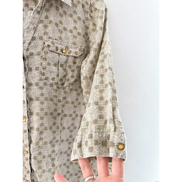 Chico's 100% Linen Button Down Blouse sz Medium Lagenlook Medallion 3/4 Sleeve - Picture 5 of 6